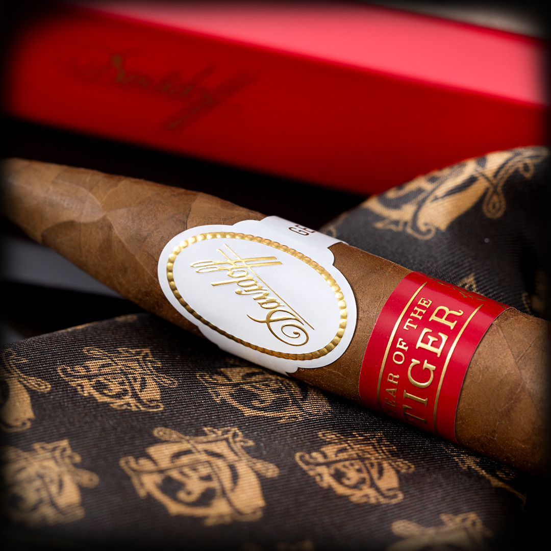 Romeo y Julieta Year of the Tiger 2022 罗密欧与朱丽叶 2022 虎年限量