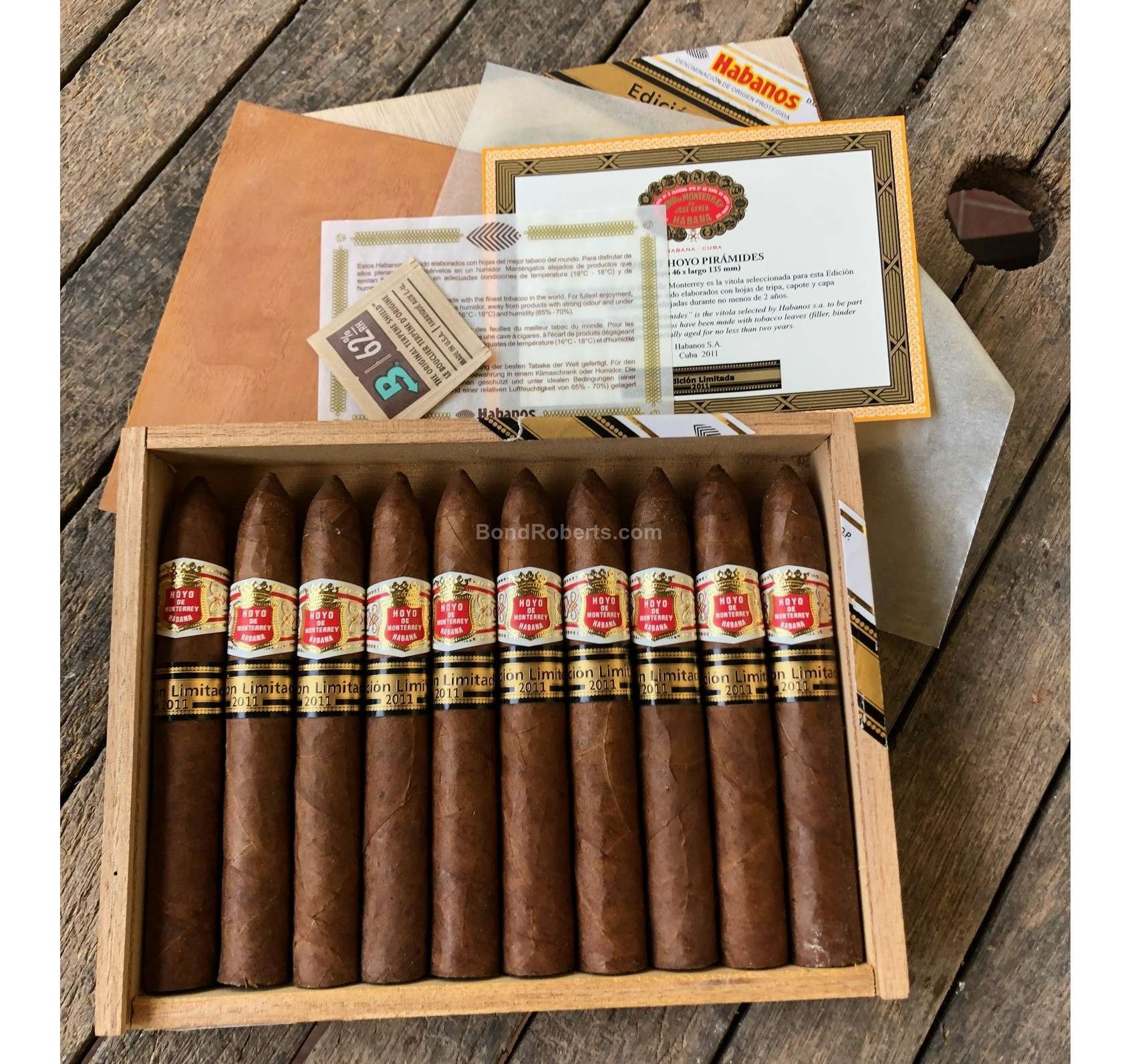 Hoyo de Monterrey Short Hoyo Pirámides Edición Limitada 2011 Slide Lid ...