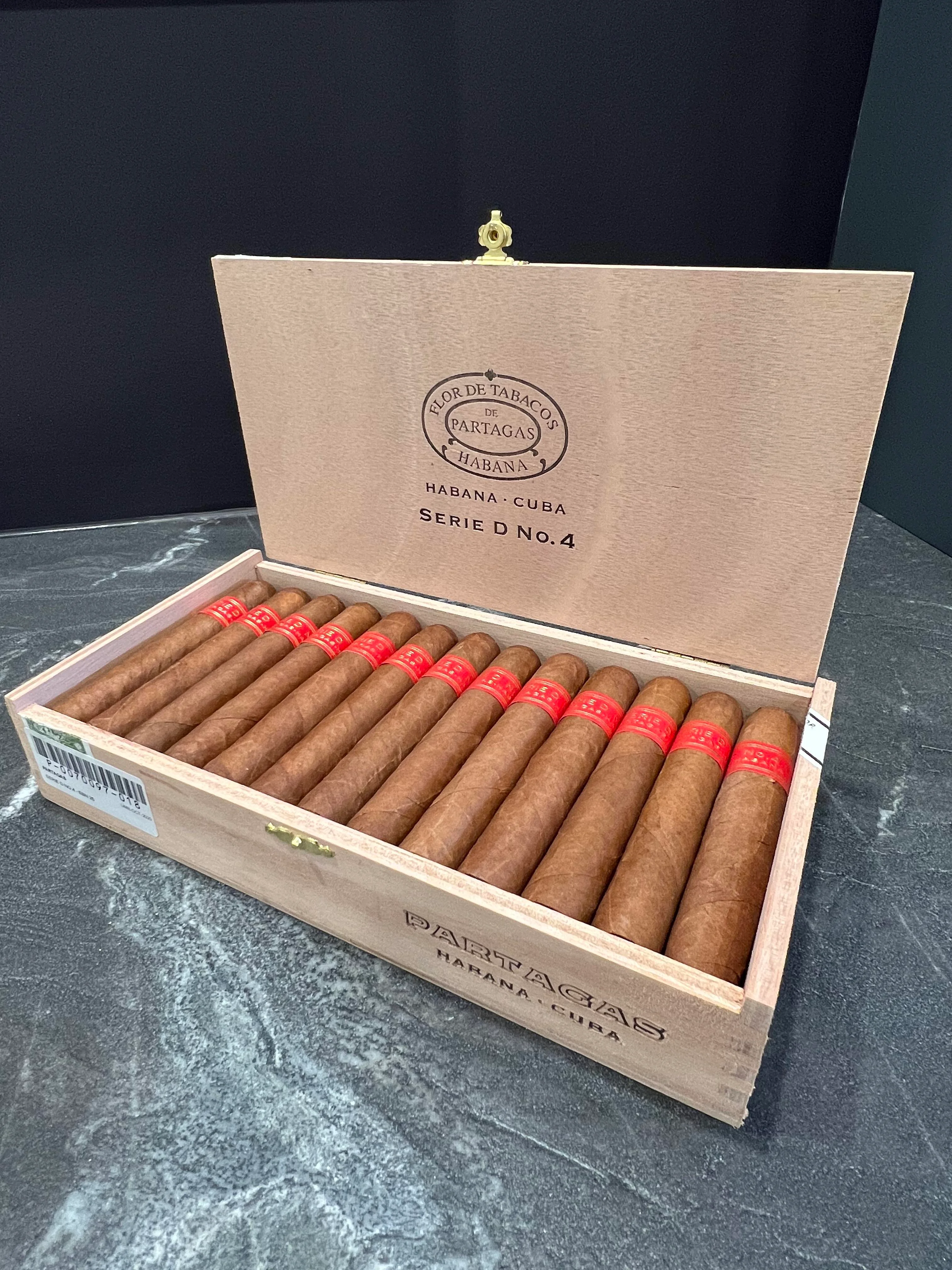 Chief's Partagas D4 : r/cubancigars