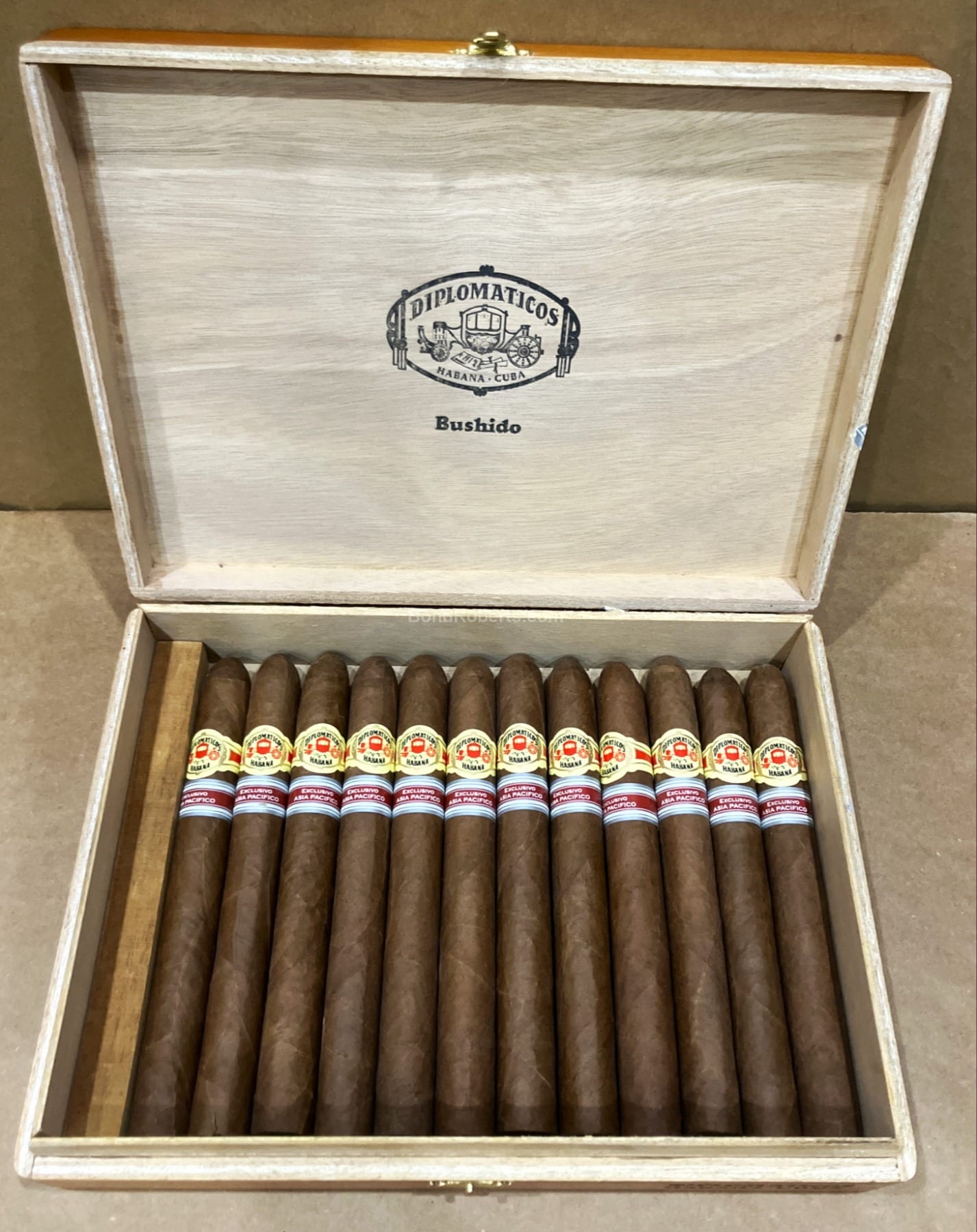 Diplomáticos Bushido Edición Regional Asia Pacifico 2015 Numbered ...