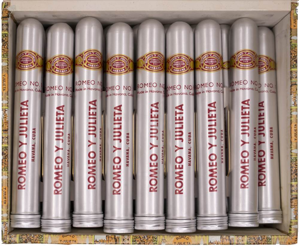 Romeo y Julieta Romeo No.1 de Luxe 罗密欧与朱丽叶 豪华罗密欧1号（不在售）