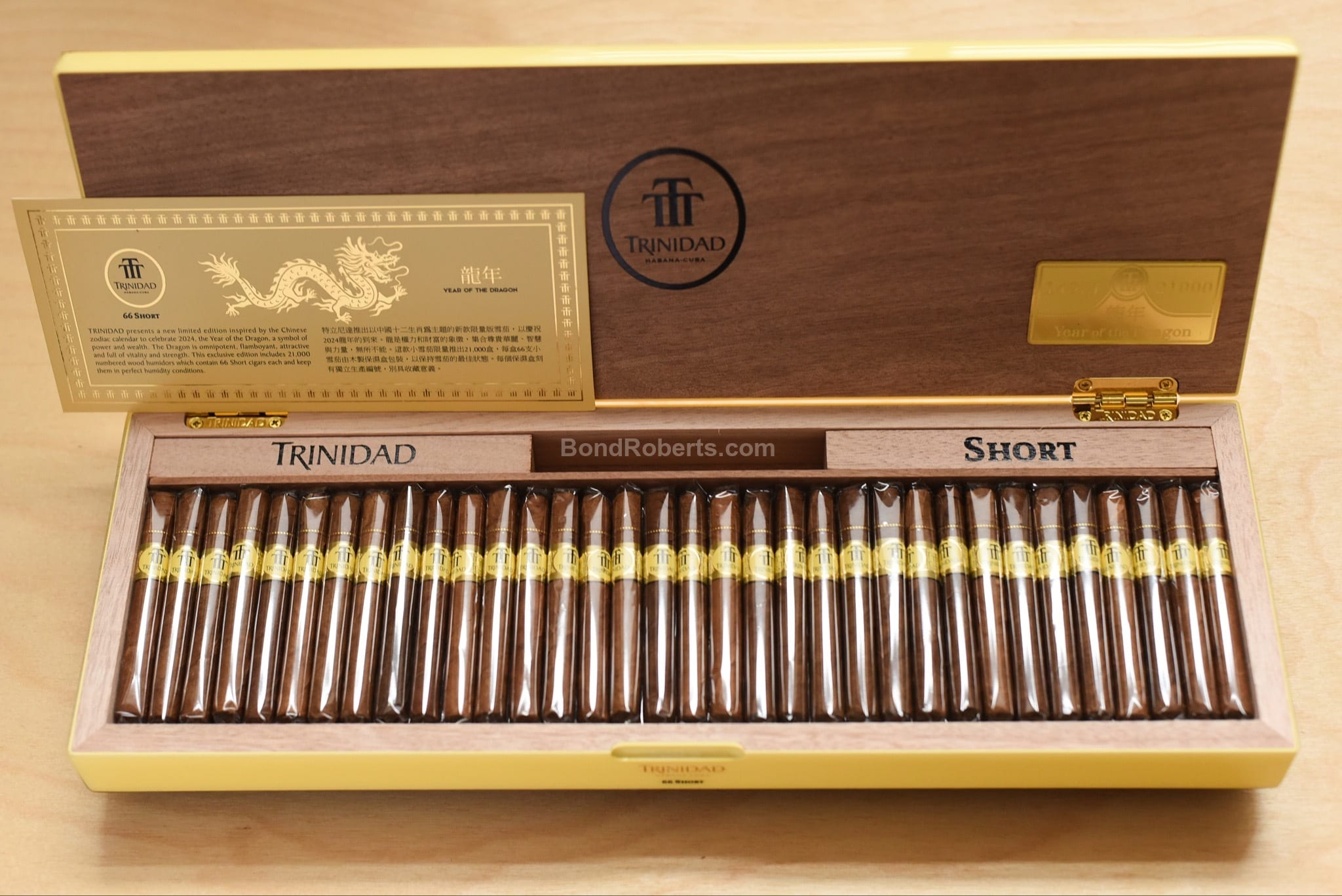 Trinidad Shorts Year of the Dragon 2024 Yellow lacquered humidor of 66 ...