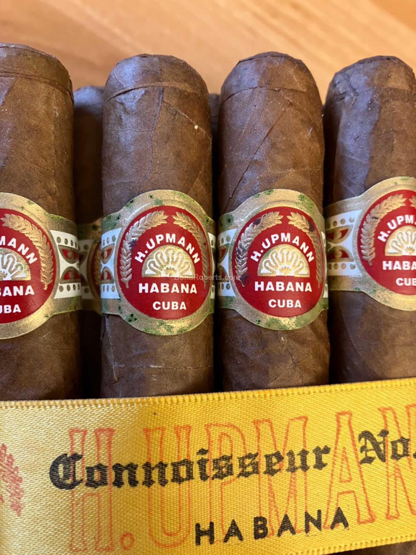 H. Upmann Connoisseur No.1 2011 Slide Lid Box of 25 cigars 26891