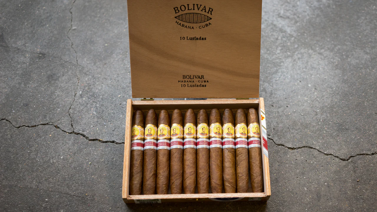 Bolivar Cigars: Powerful History Behind the Brand - EGM Cigars