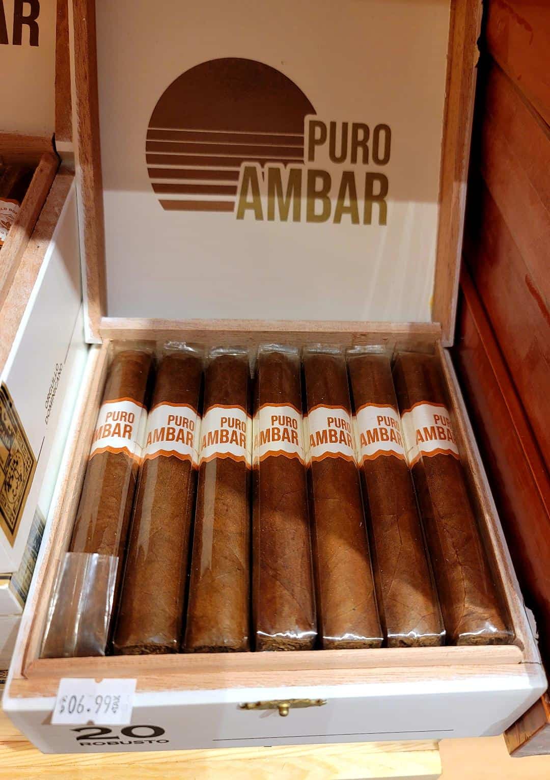 El Artista Puro Ambar Robusto Single | Underground Cigar Shop & Lounge