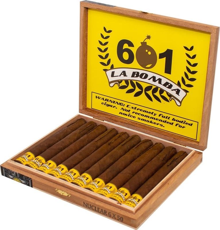 Espinosa 埃斯皮诺萨 601 炸弹 6102R 雪茄資料
