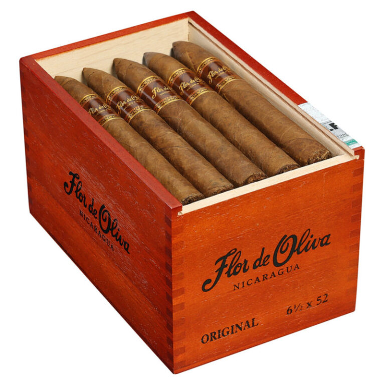 Flor De Oliva Torpedo - CigarSmoke