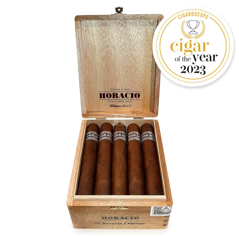 L'Amateur de cigares - Horacio 1, awarded Cigar of the Year 2023 by ...
