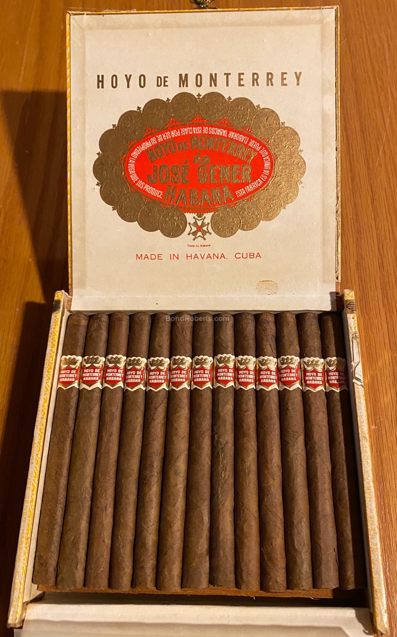 Hoyo de Monterrey Hoyo de Monterrey 玛格丽塔 雪茄资料