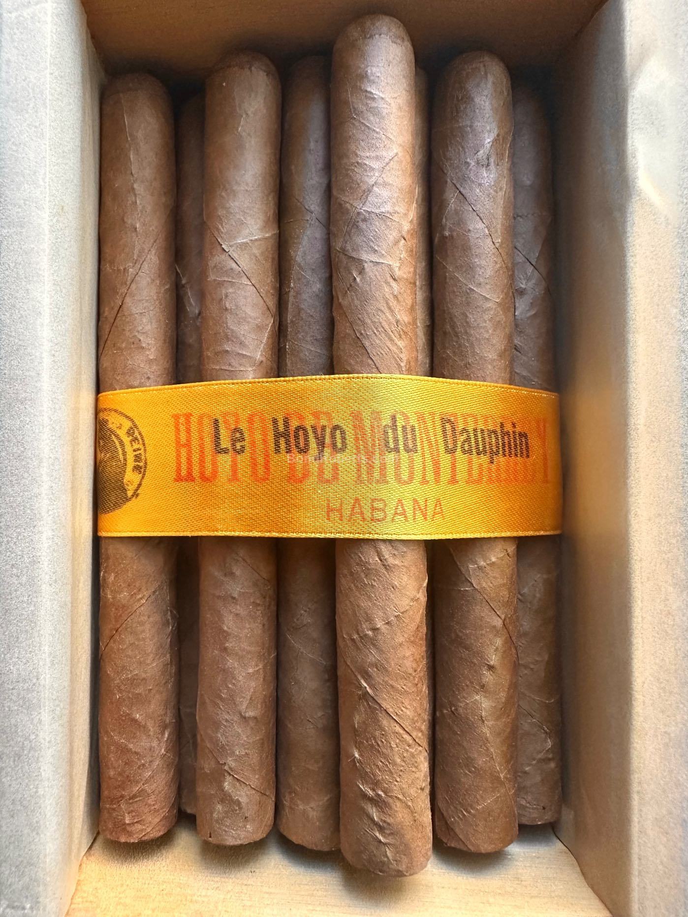 Hoyo de Monterrey Le Hoyo du Dauphin 2000 Slide Lid Box of 25 cigars 15346