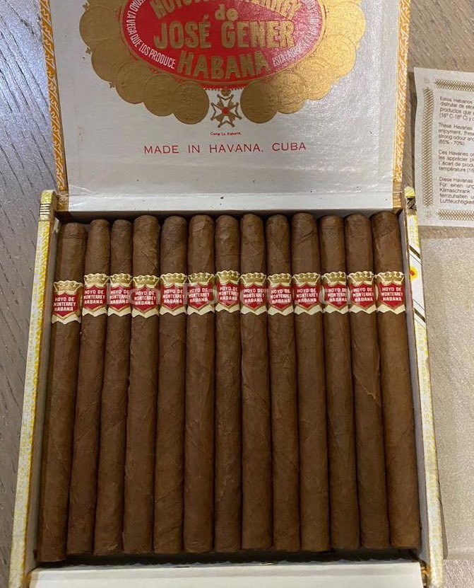 Hoyo de Monterrey Margaritas 1998 Dress Box of 25 cigars 11383