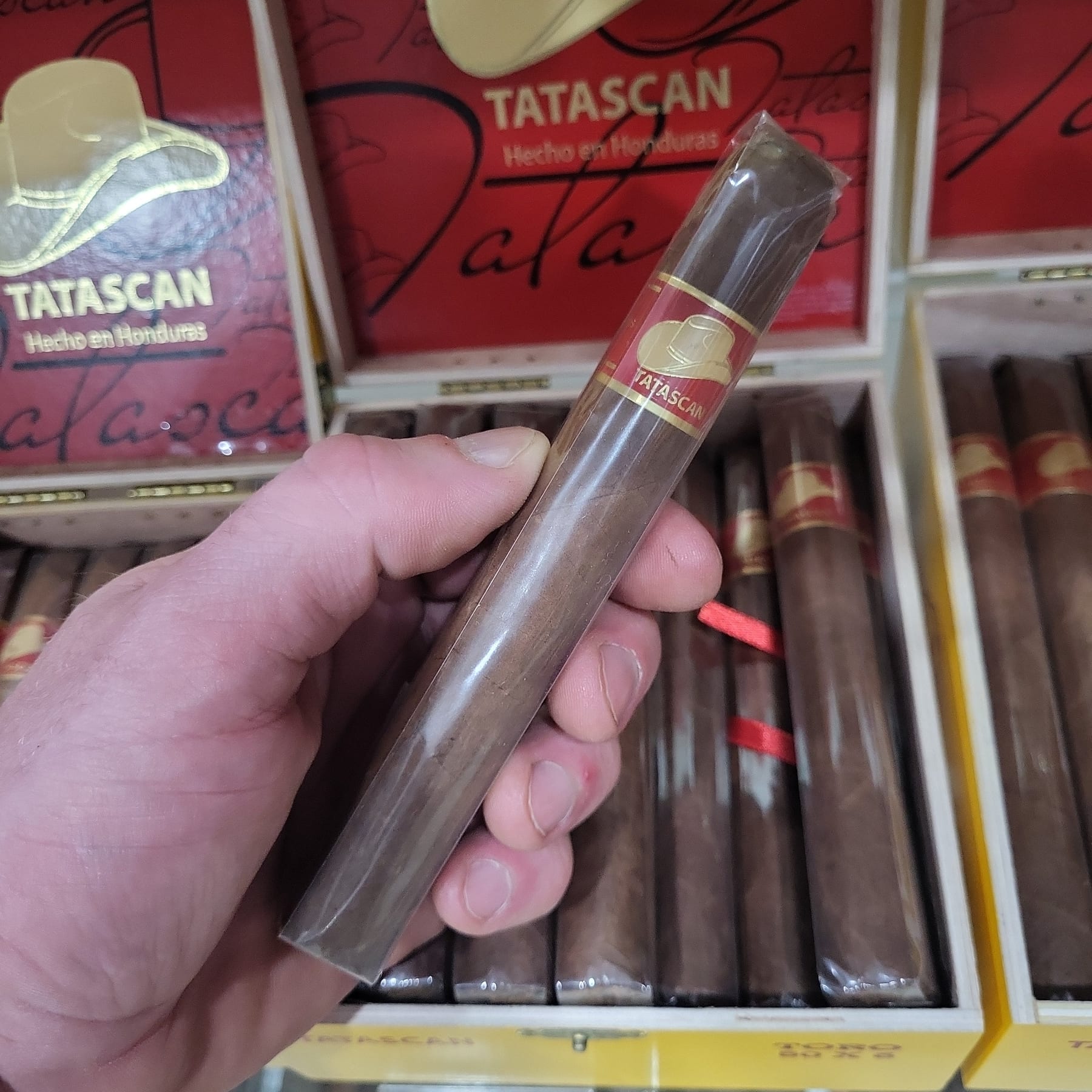 JRE Tatascan Habano Toro 6×50 - Route 30 Cigars