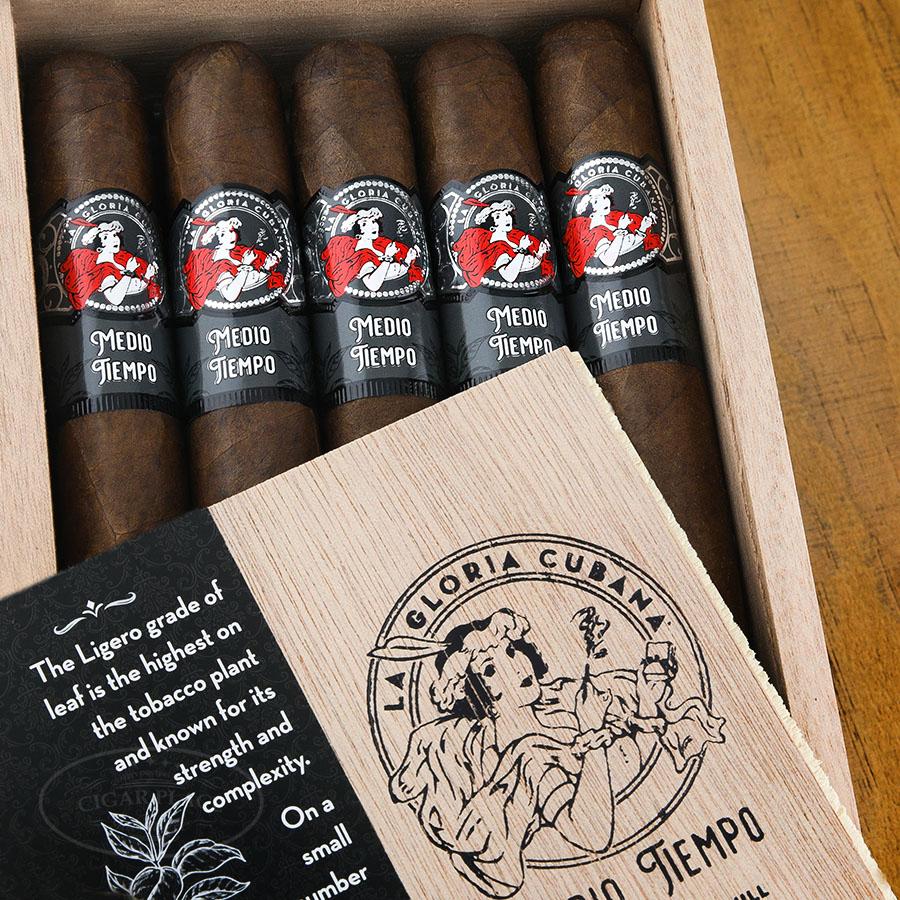 La Gloria Cubana Medio Tiempo Robusto Cigar | Cigarplace.com