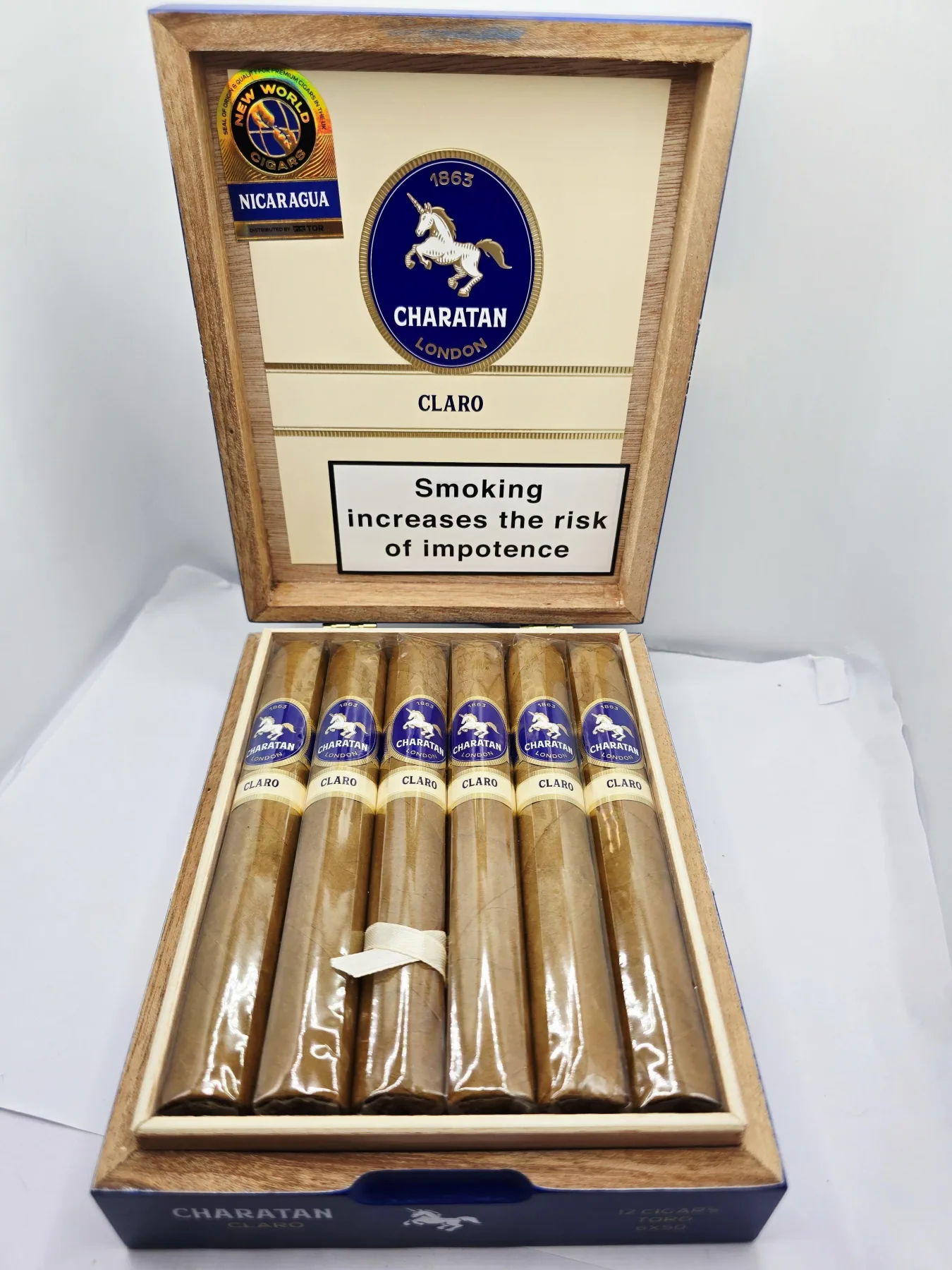 HR Cigars Claro Toro