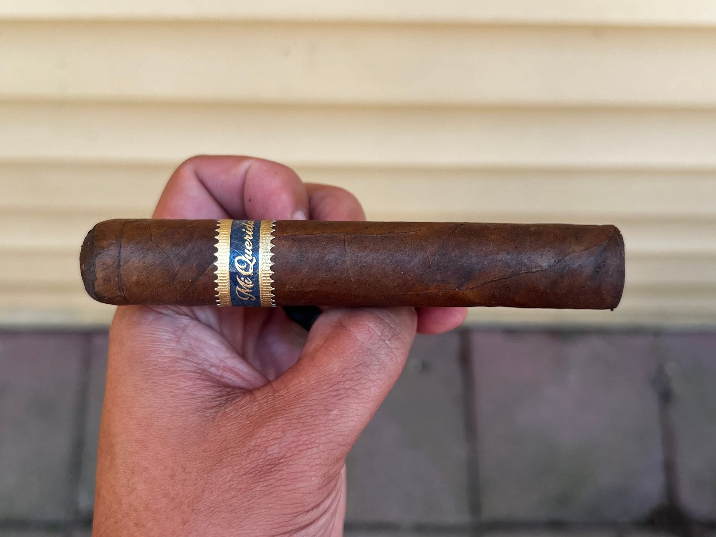 Dunbarton Tobacco & Trust Mi Querida 蓝色罗布图 雪茄資料