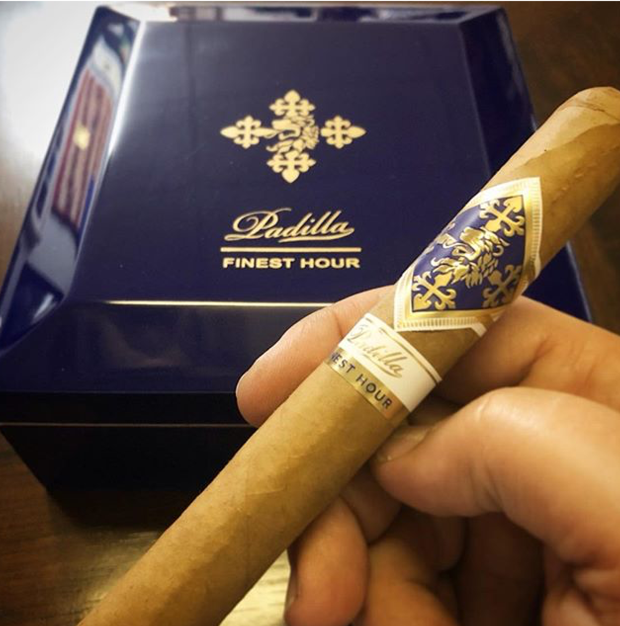 Padilla 帕迪利亚巅峰时刻罗伯图 雪茄資料
