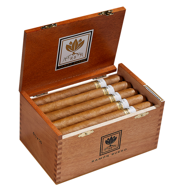 Ramon Bueso Exclusivo: Just Smoke Cigars