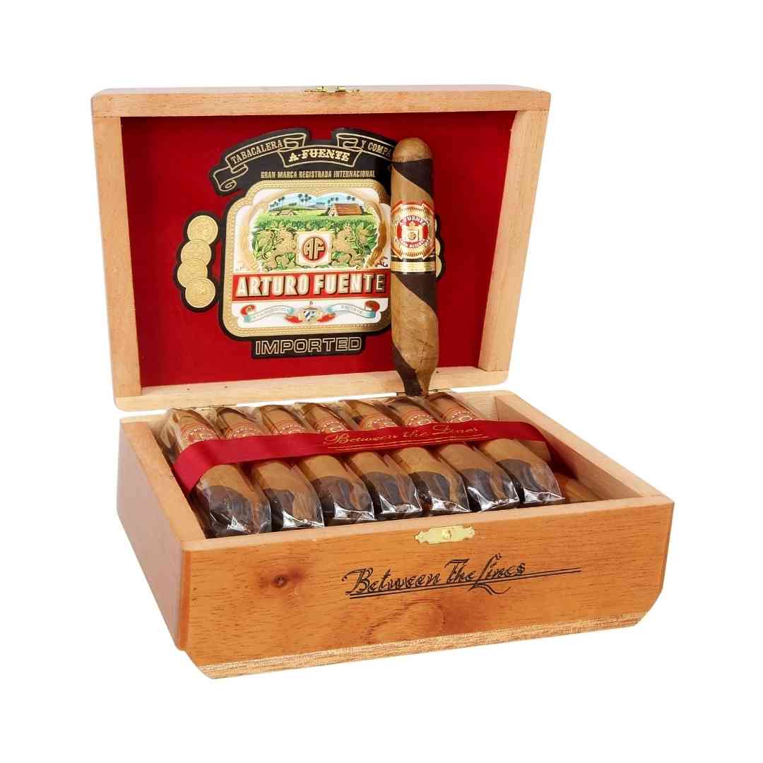 ARTURO FUENTE HEMINGWAY BETWEEN THE LINES PERFECTO - Cigar Boutique