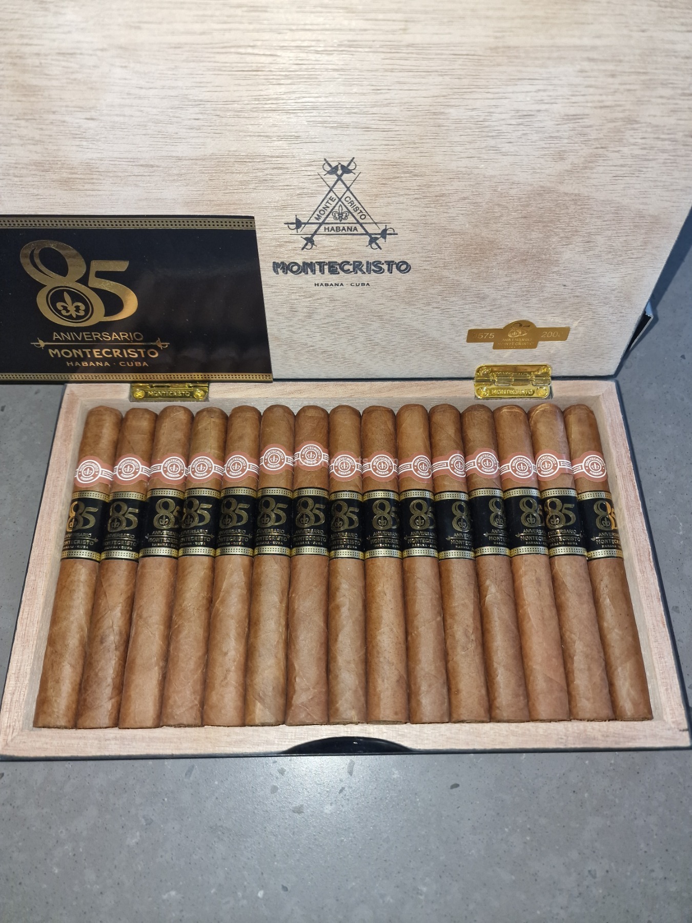 Montecristo Montecristo No.3 85 Aniversario España 2020 Numbered Semi ...