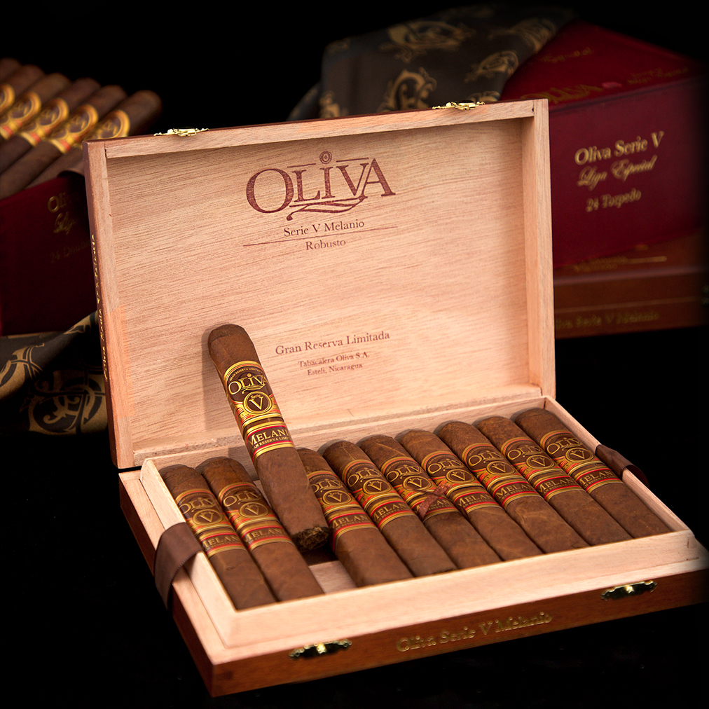 Oliva Serie V 奥利瓦 V 系列 创始人 Gilberto Oliva Jr