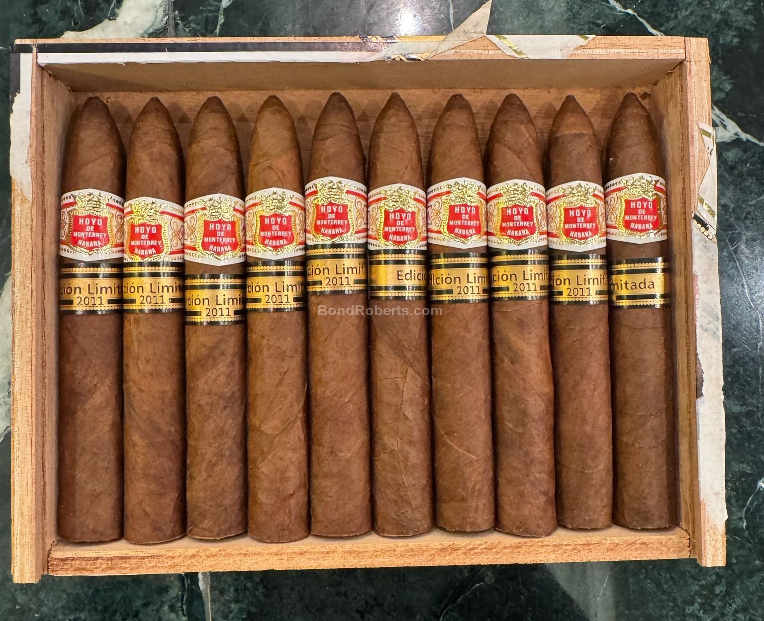 Hoyo de Monterrey Short Hoyo Pirámides Edición Limitada 2011 Slide Lid ...