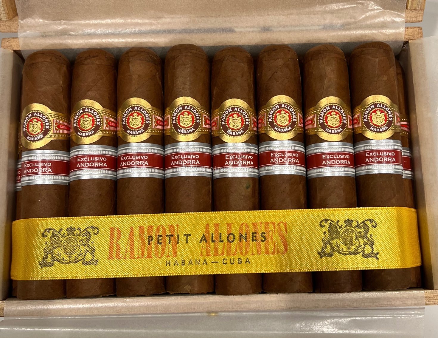 Ramón Allones Petit Allones 雷蒙阿隆内斯小阿隆内斯
