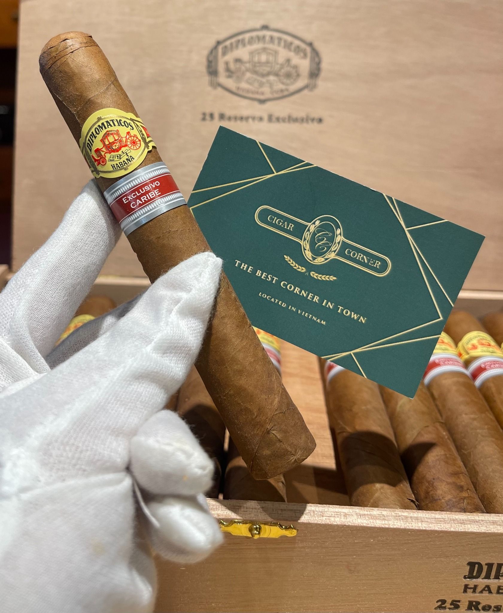 DIPLOMATICOS Reserva Exclusiva-25s (Giá: Liên hệ) - Cigar Corner