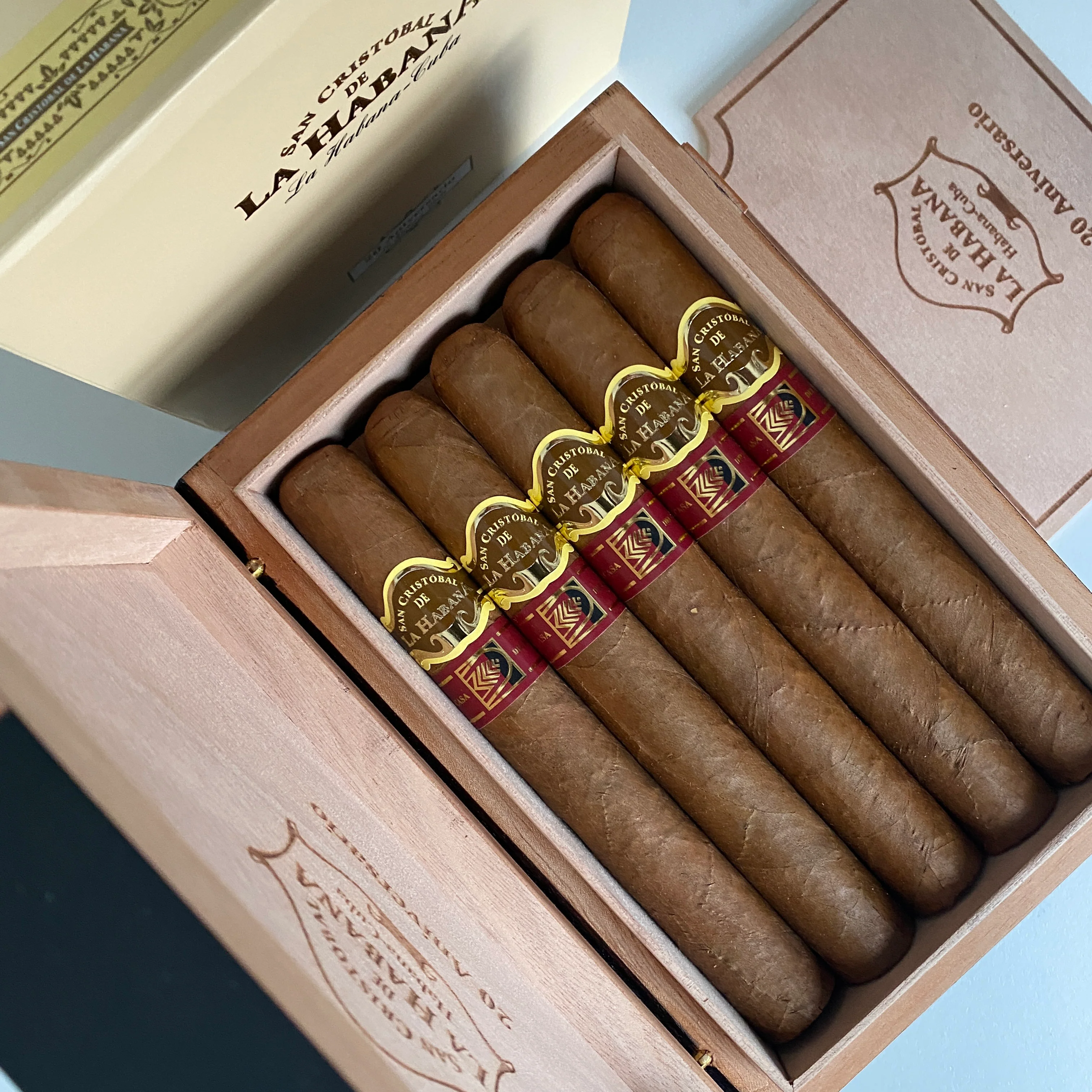 San Cristobal de La Habana 20 Aniversario Cigar LCDH - EGM Cigars