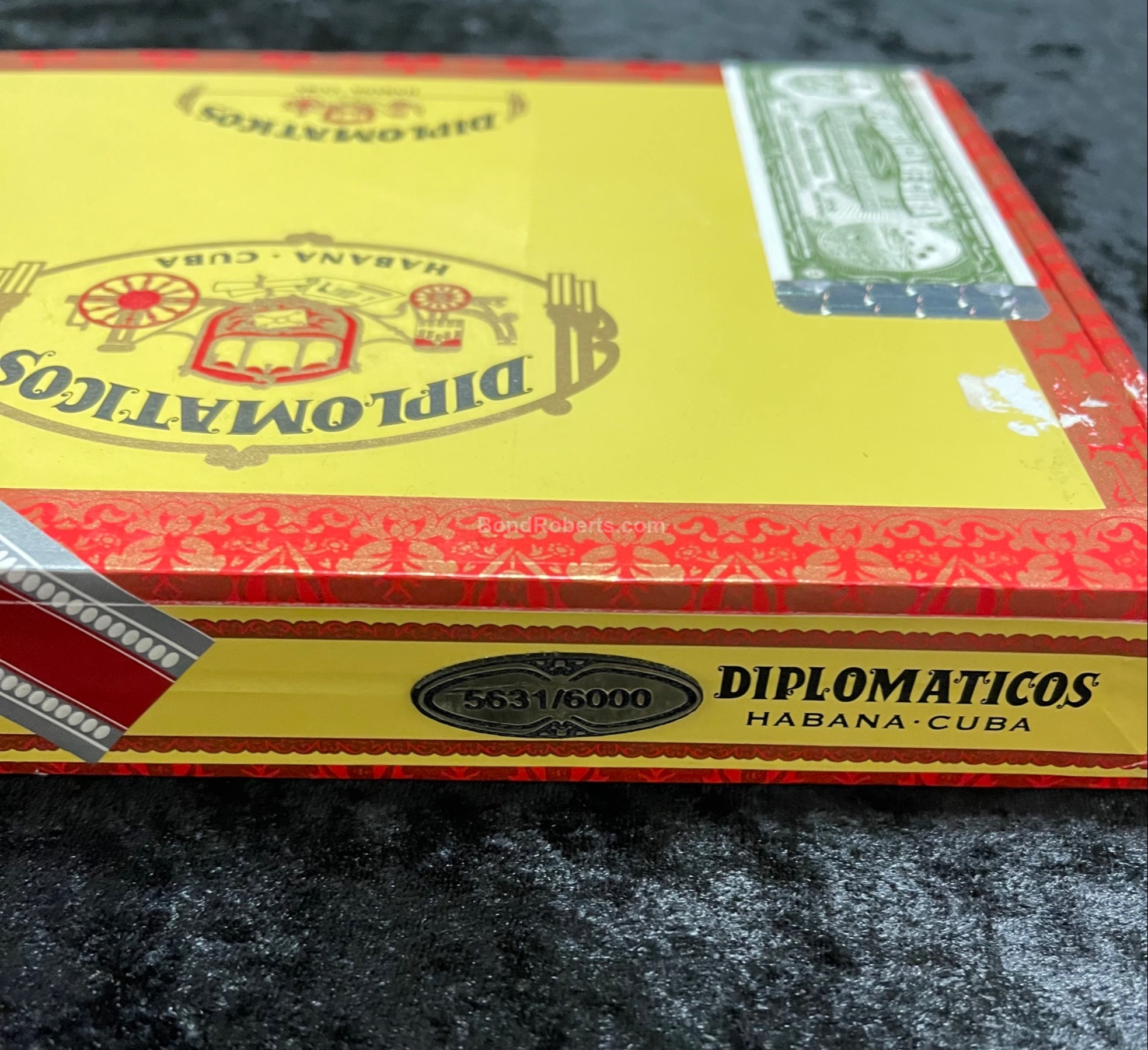 Diplomáticos Protocolo Edición Regional Rusia 2023 Numbered dress box ...