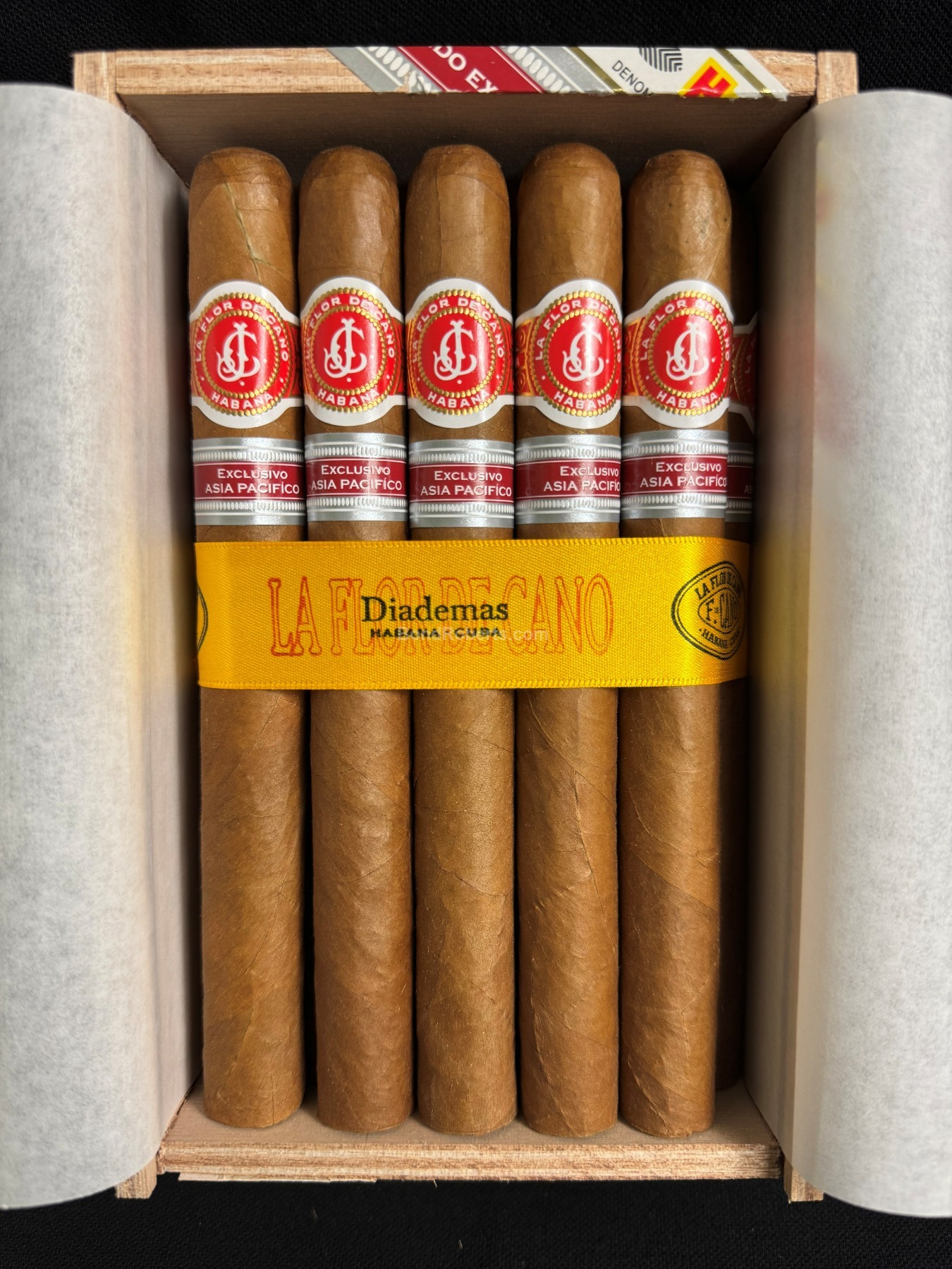 La Flor de Cano Diademas Edición Regional Asia Pacifico 2024 Numbered ...