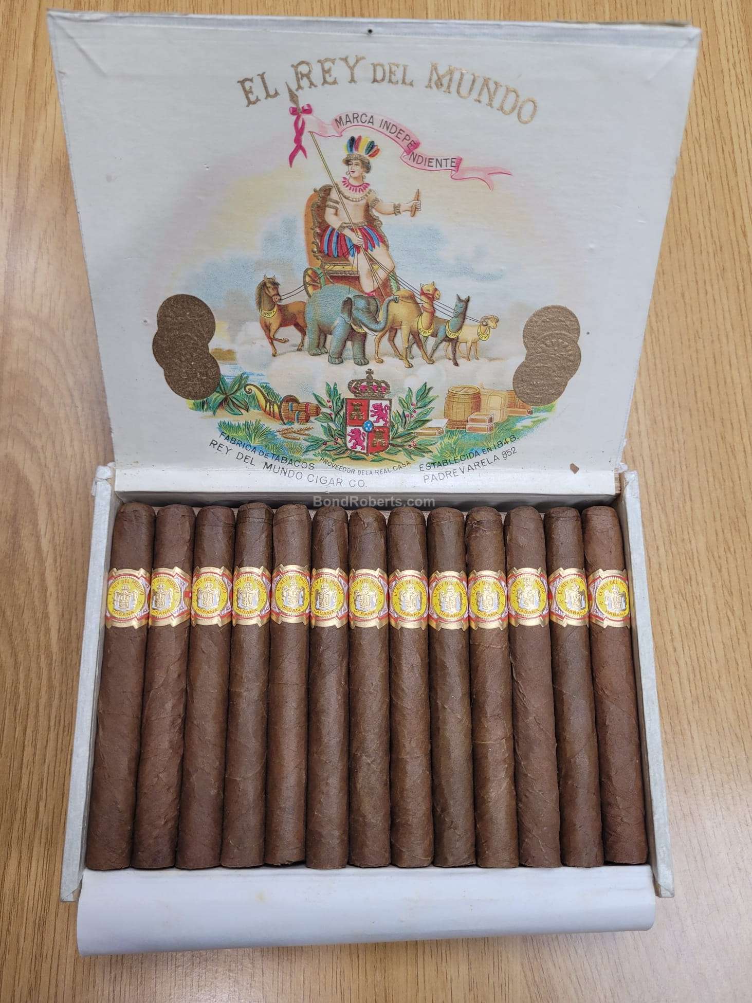 El Rey del Mundo Demi Tasse 1987 Dress Box of 25 cigars 18413