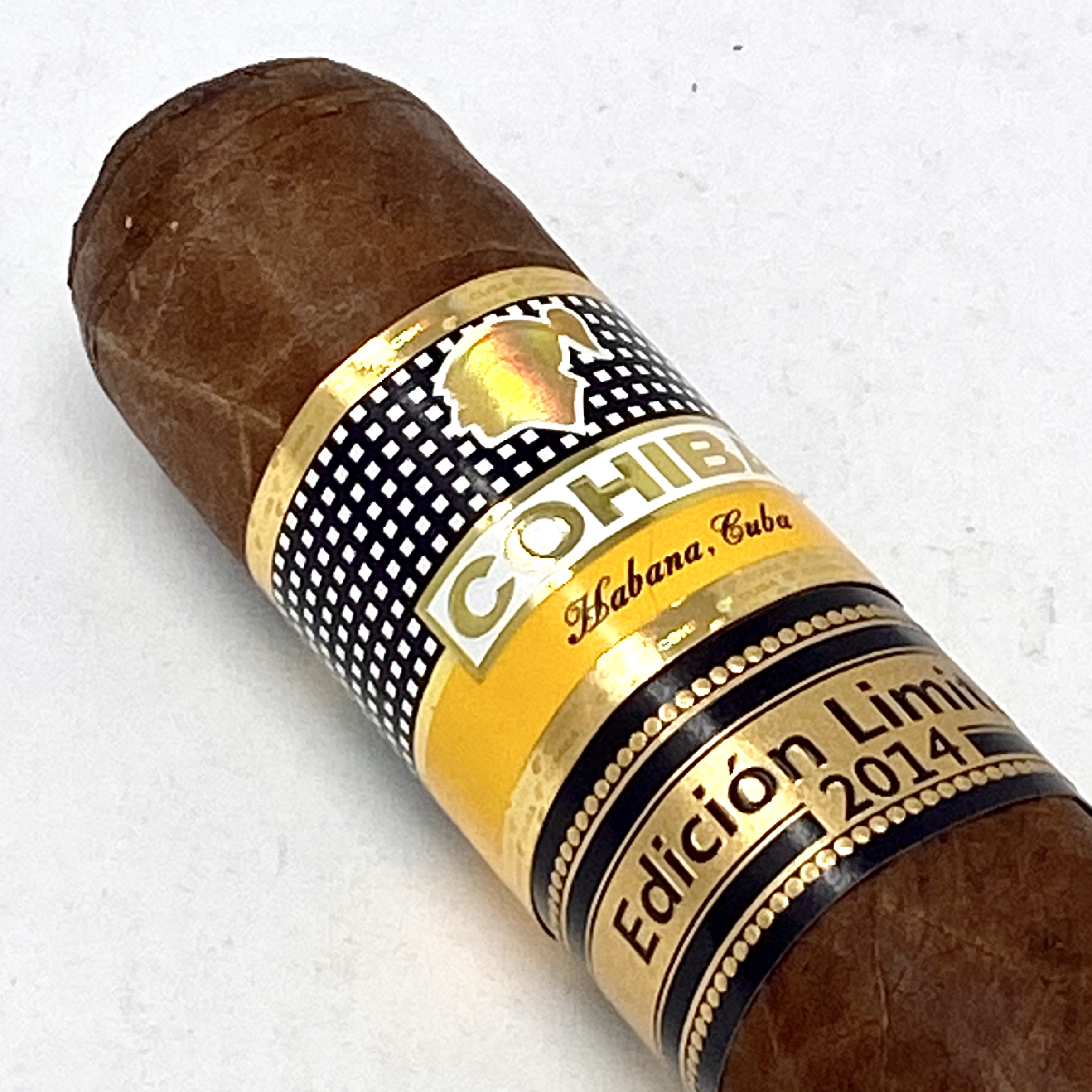 2014 Edicion Limitada Cohiba Robustos Supremos | The 'Dirty' Ashes