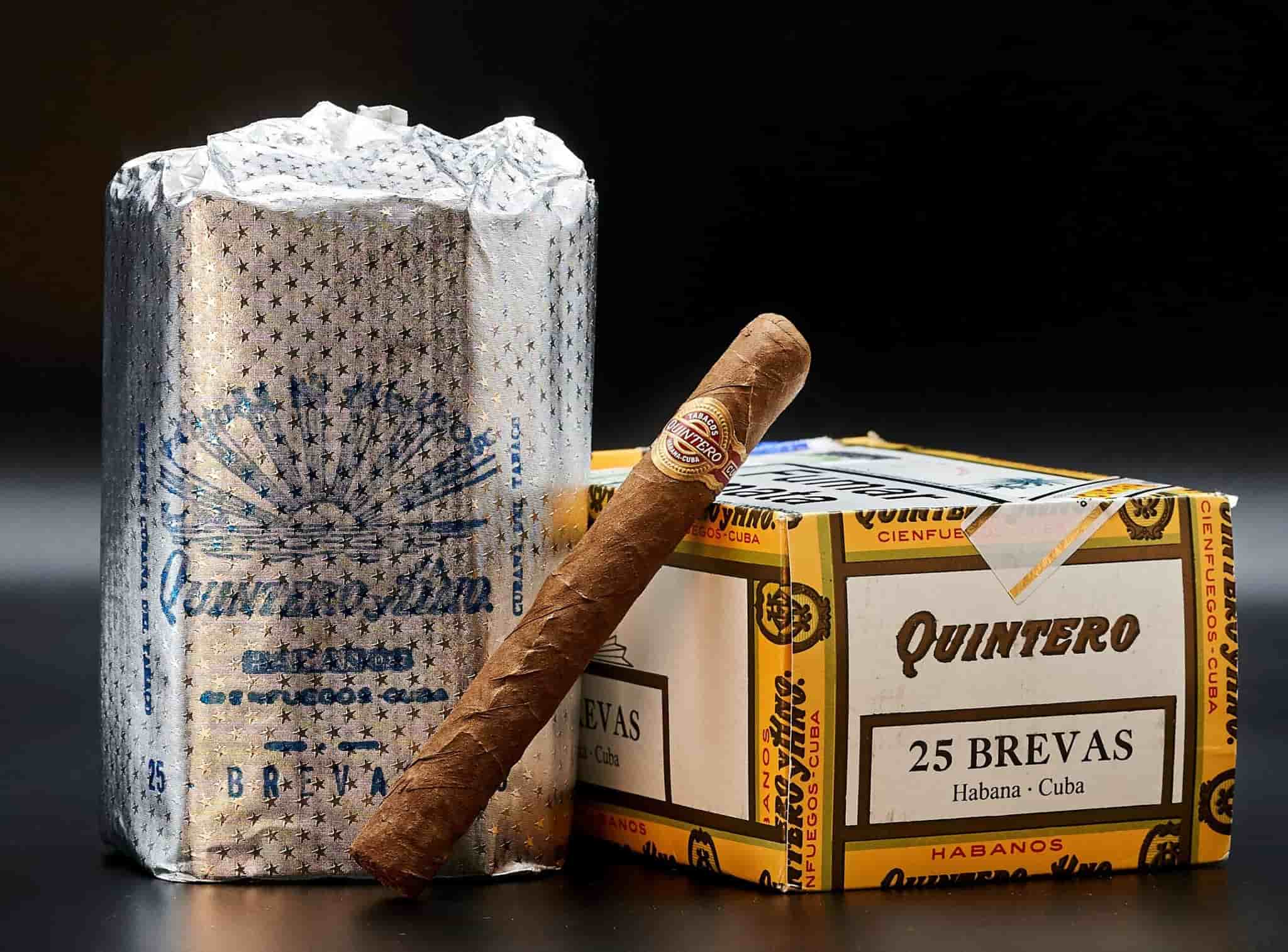 Xì gà Quintero Brevas - 25 điếu