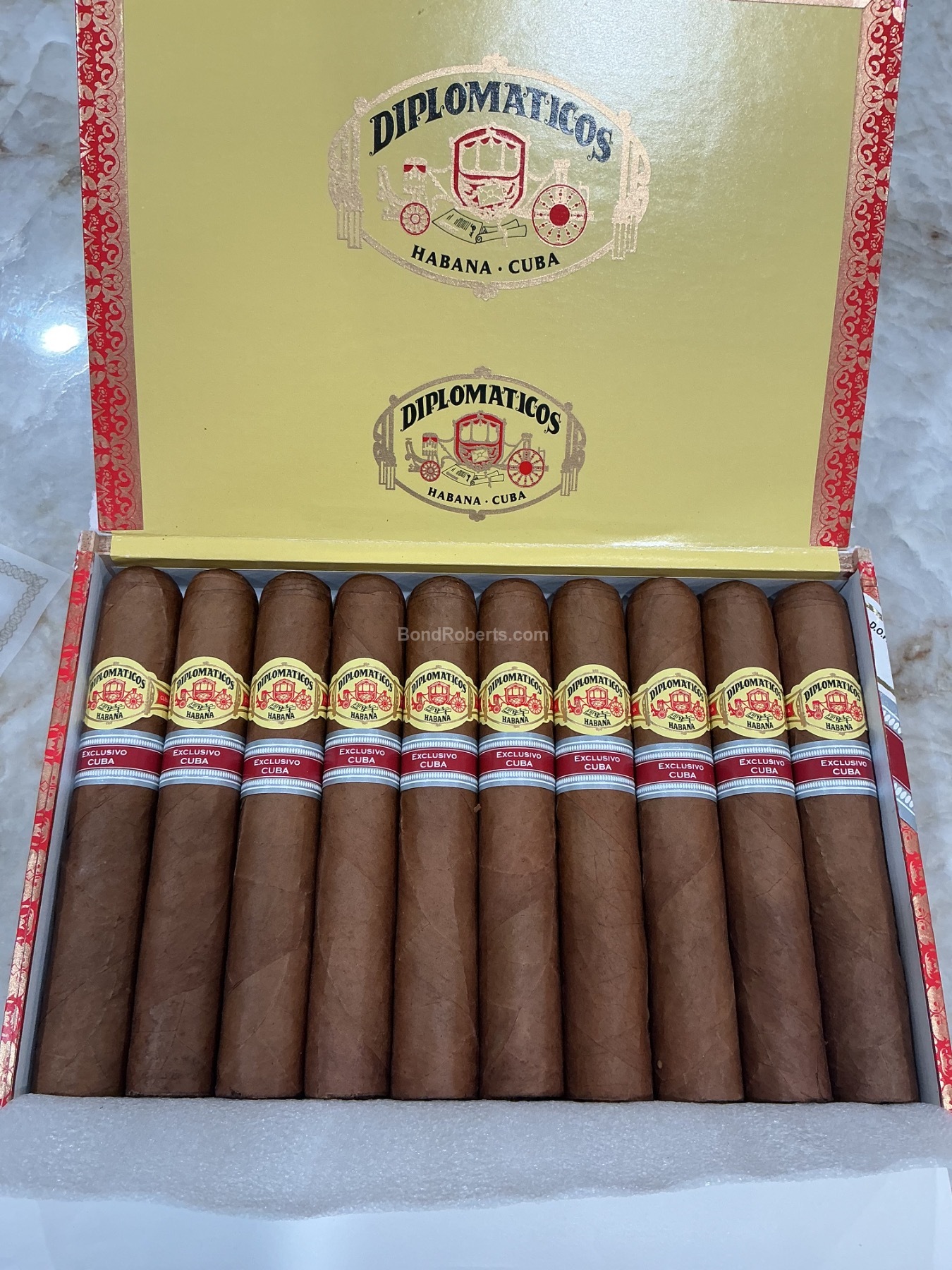 Diplomáticos Leal Edición Regional Cuba 2023 Numbered Dress Box of 10 ...