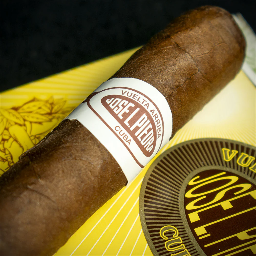 Jose L. Piedra Petit Cetros Cuban Cigar - Single | Smoke-King