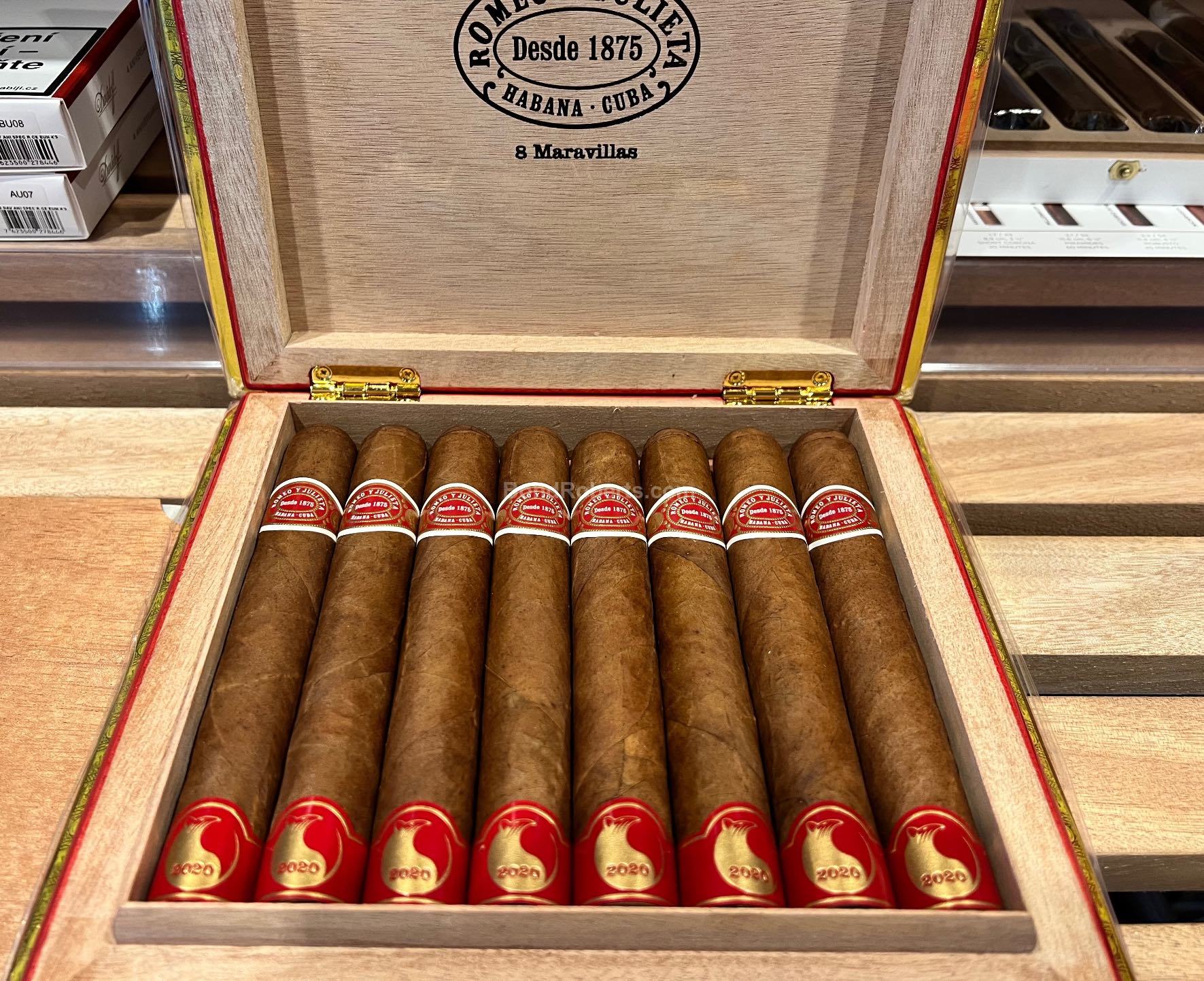 Romeo y Julieta Maravillas 8 Año de la Rata 2019 Luxury boîte nature ...
