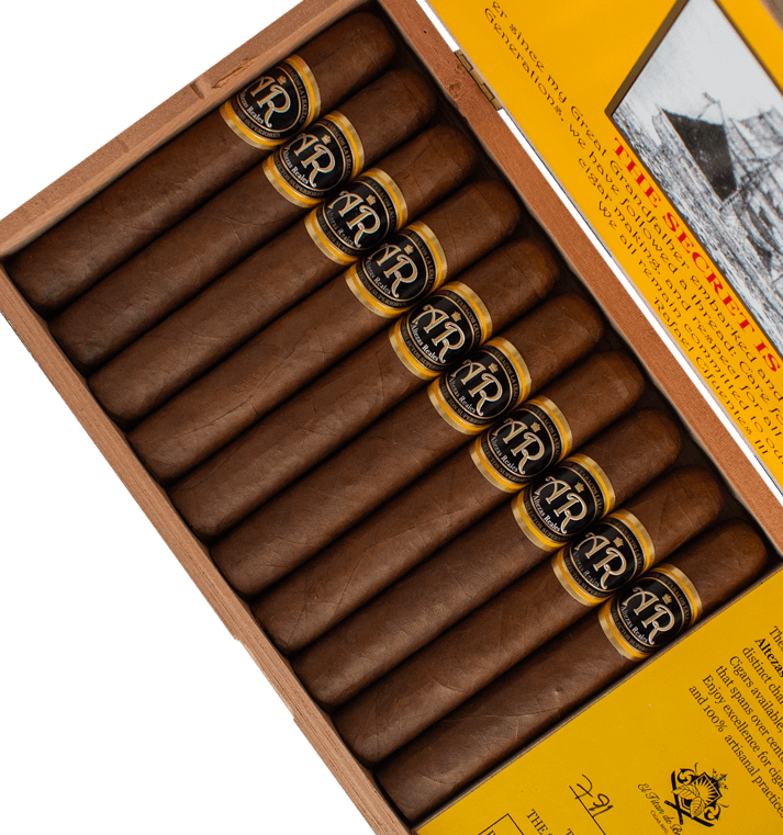 Buy Altezas Reales 1871 Robusto Online at Small Batch Cigar | Best ...