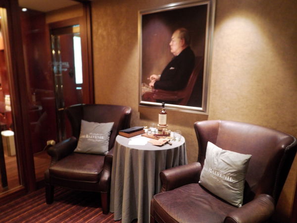 Churchill Cigar Lounge 台北 雪茄吧