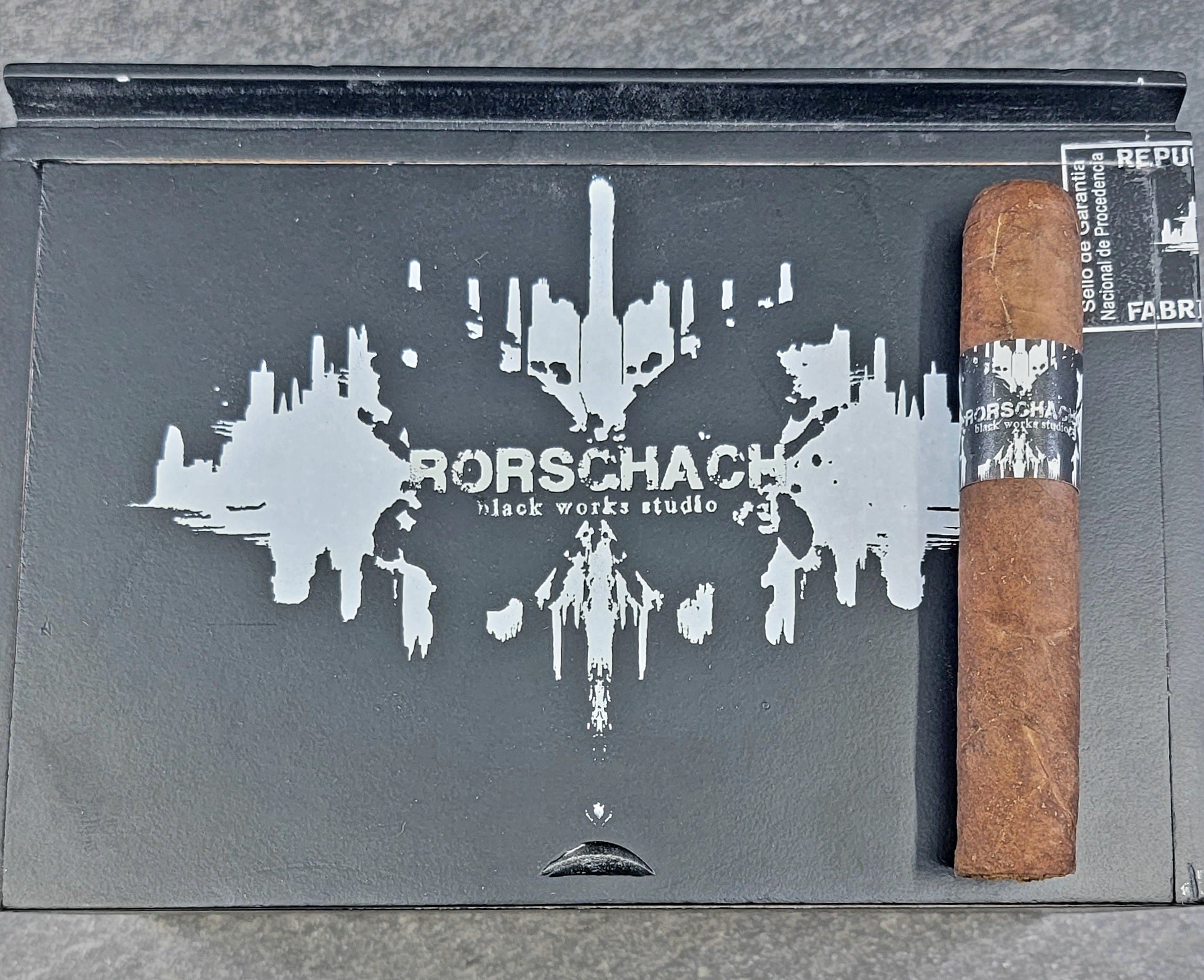 Black Works Studio Rorschach Habano Short Robusto
