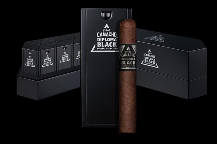 卡马乔 文凭 黑标 特别精选 Camacho Diploma Black Special Selection