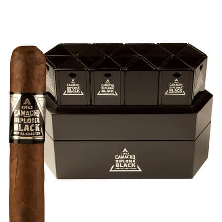 卡马乔 文凭 黑标 特别精选 Camacho Diploma Black Special Selection