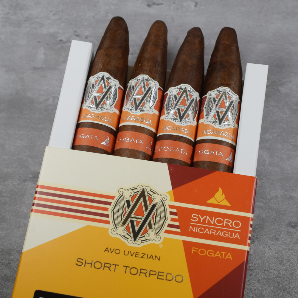 AVO Uvezian Syncro Nicaragua Fogata Short Torpedo Cigar - Pack of 4