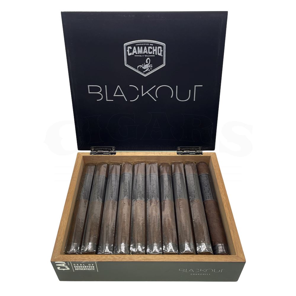 2013 Camacho LE13 Blackout Churchill - Green Valley Smoke Shop