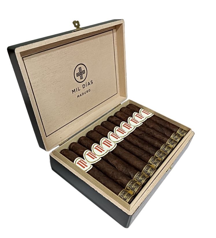 Casa Carrillo 千日马杜罗 罗布图 雪茄资料