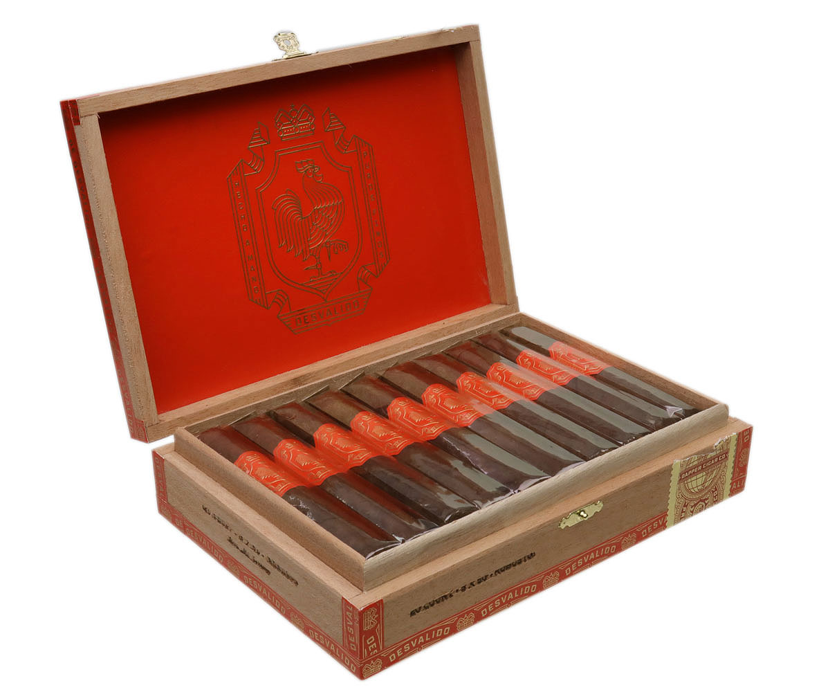 Dapper Desvalido Disla Robusto