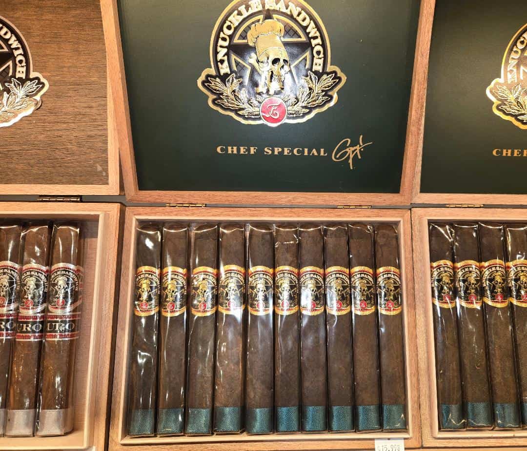 Espinosa Knuckle Sandwich Chef Special Single | Underground Cigar Shop ...