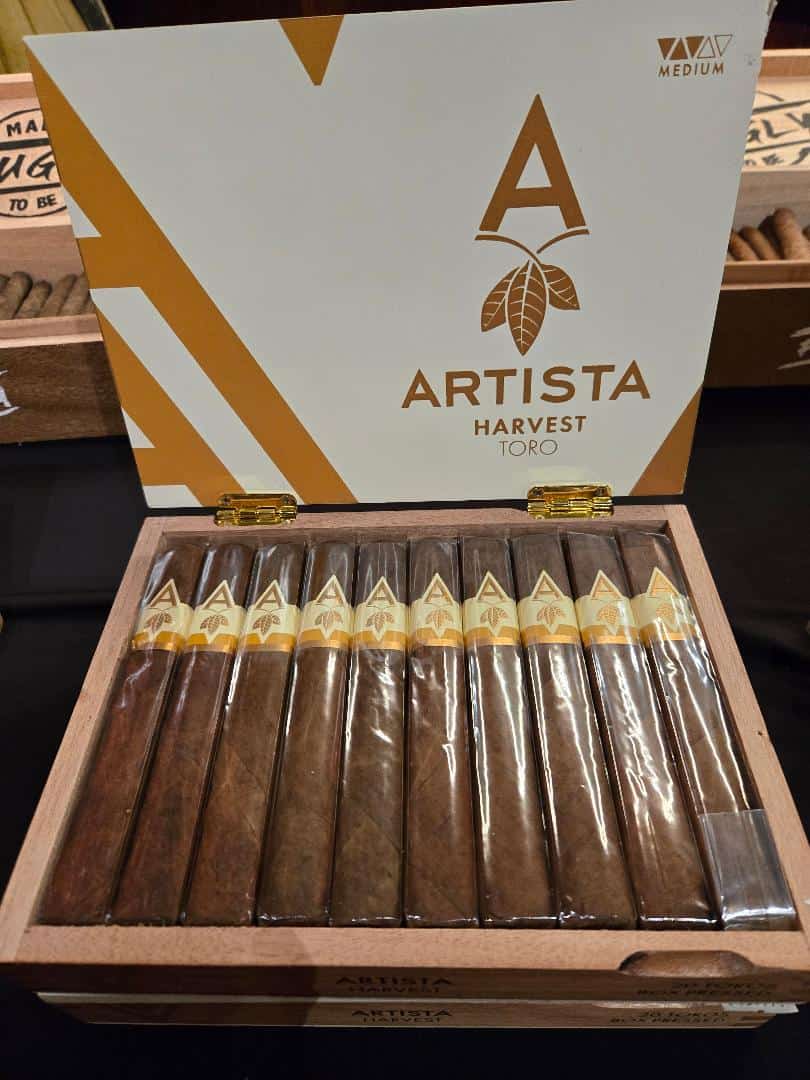 Artista Harvest Toro Single | Underground Cigar Shop & Lounge