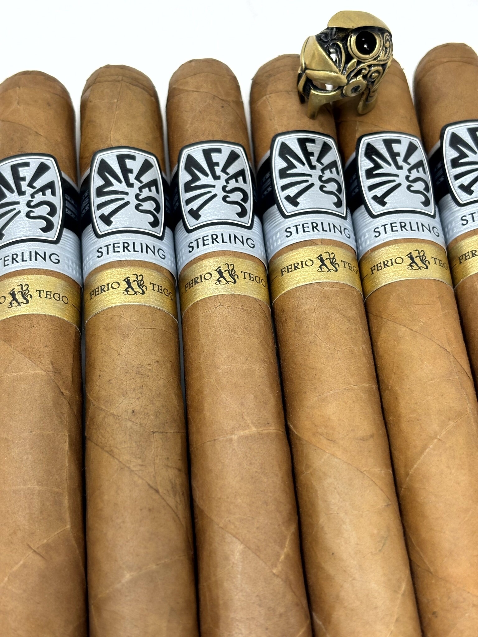 Ferio Tego Ferio Tego Timeless Sterling Toro 50 x 6 - Cigar Spartan