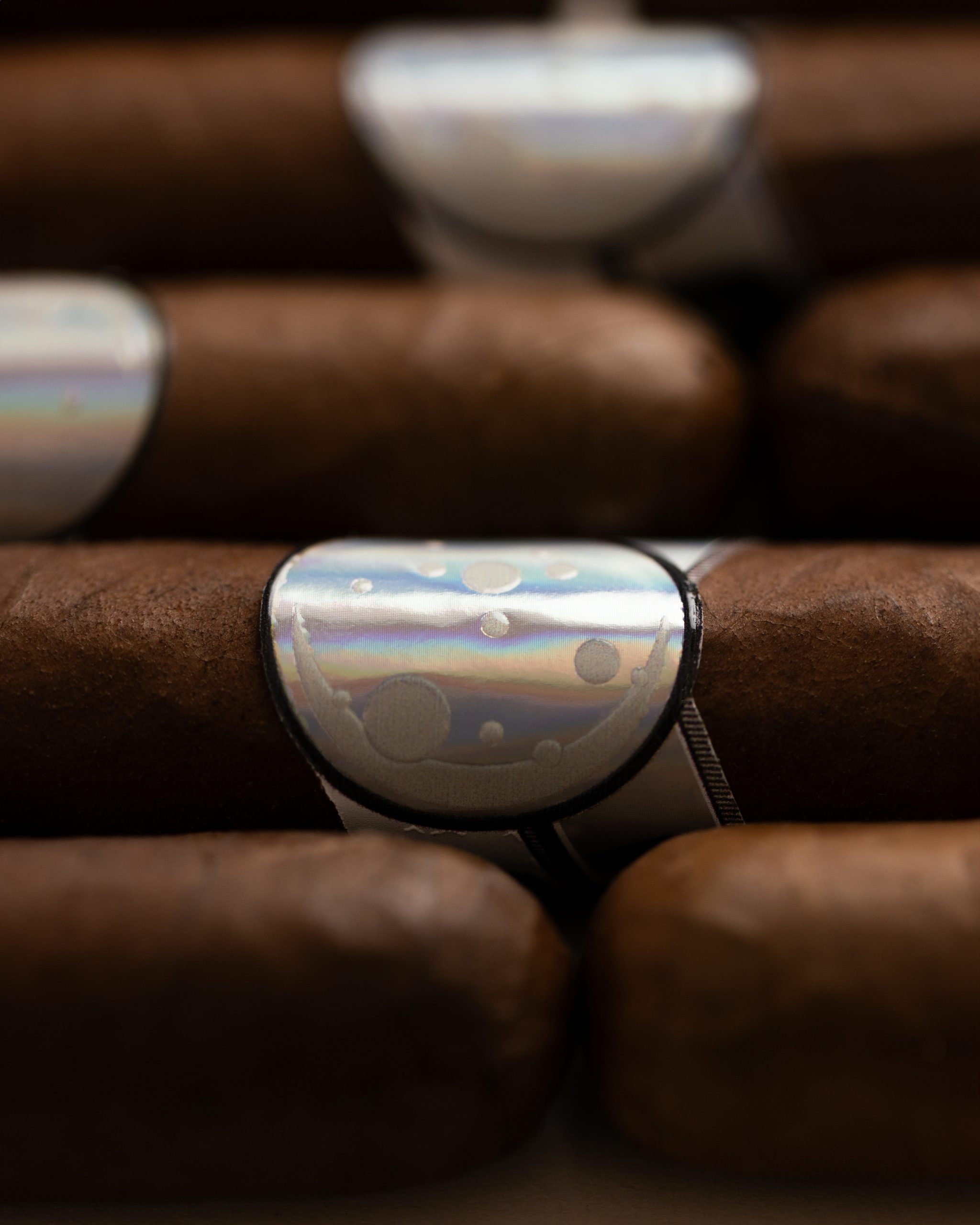 Lunar Cameroon - Fratello Cigars