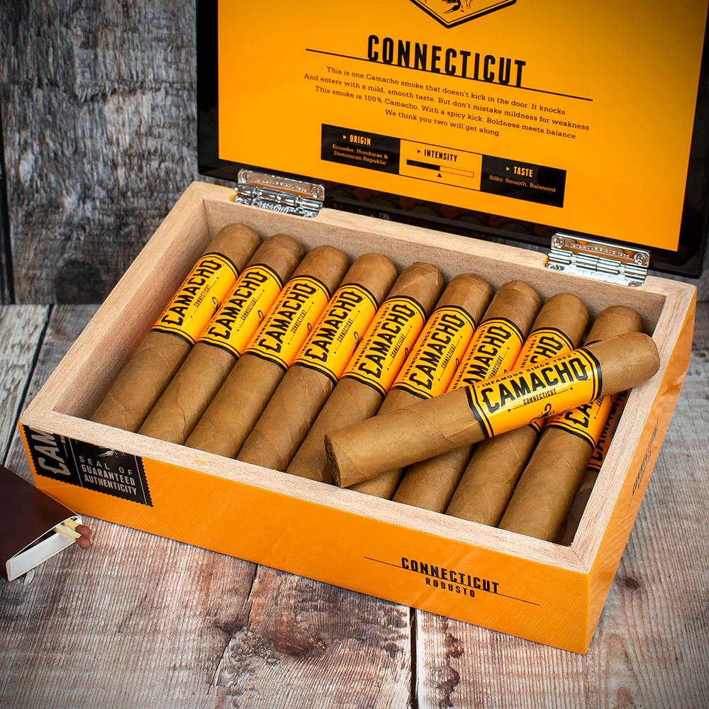 Camacho Connecticut Robusto Cigar - Box of 20 - Smoke-King